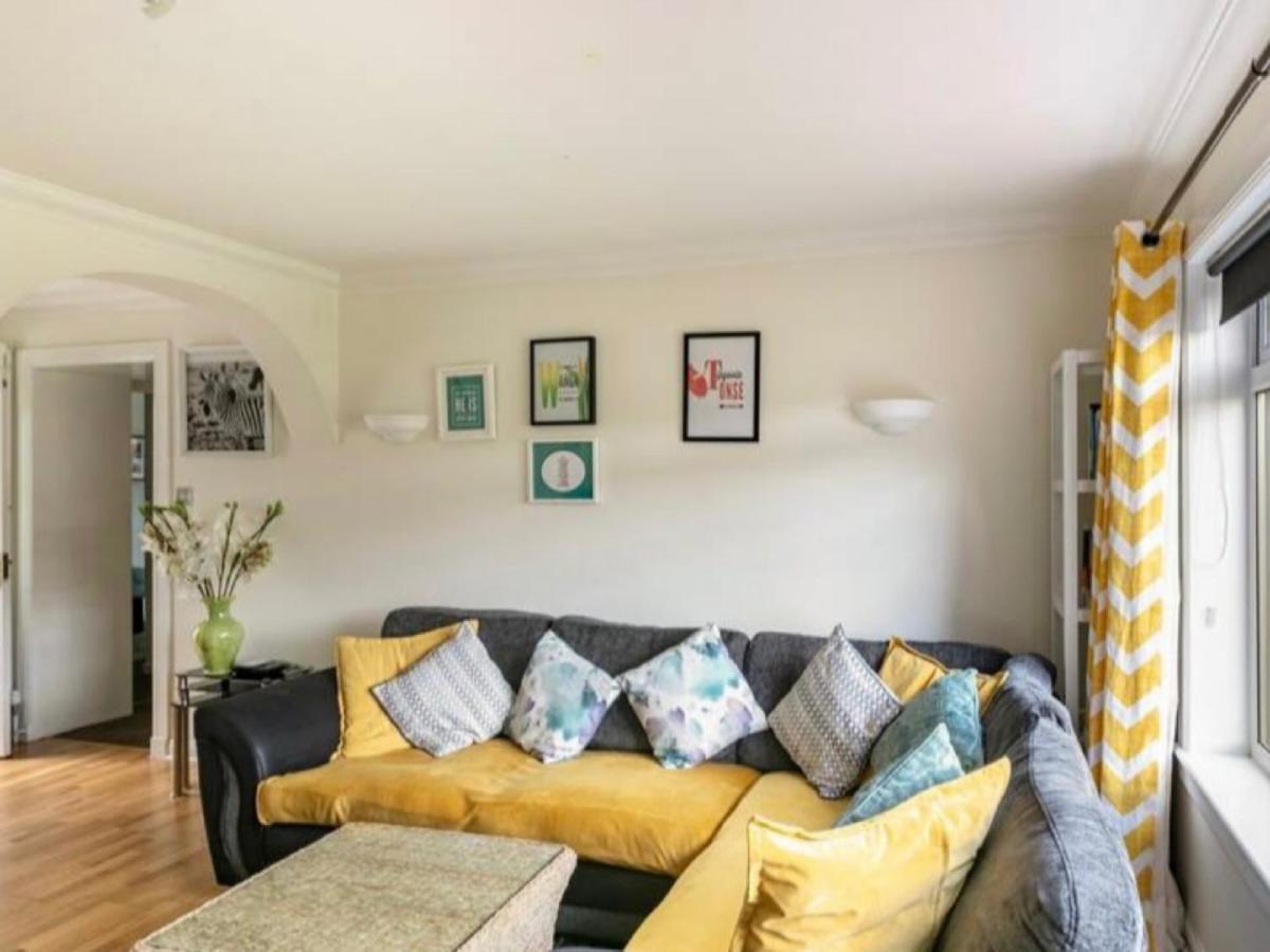 Home To Home Stay Apartment Glasgow Eksteriør billede